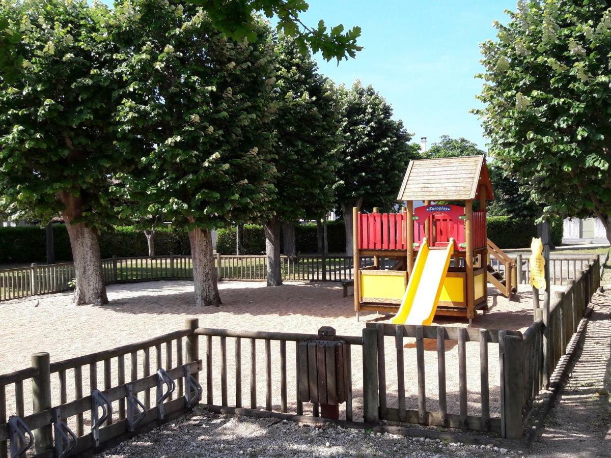 Belle Location Et Grande Terrasse Privés Appartamento La Couarde-sur-Mer